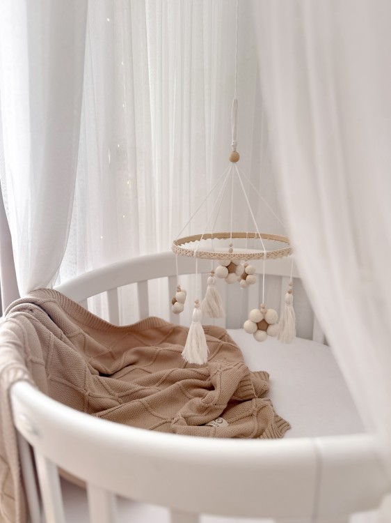 Karuzela do łóżeczka Margaretki Boho z wełnianymi kwiatami