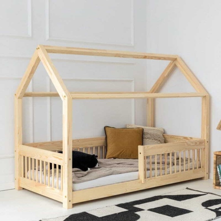 Łóżeczko dziecięce domek w stylu skandynawskim