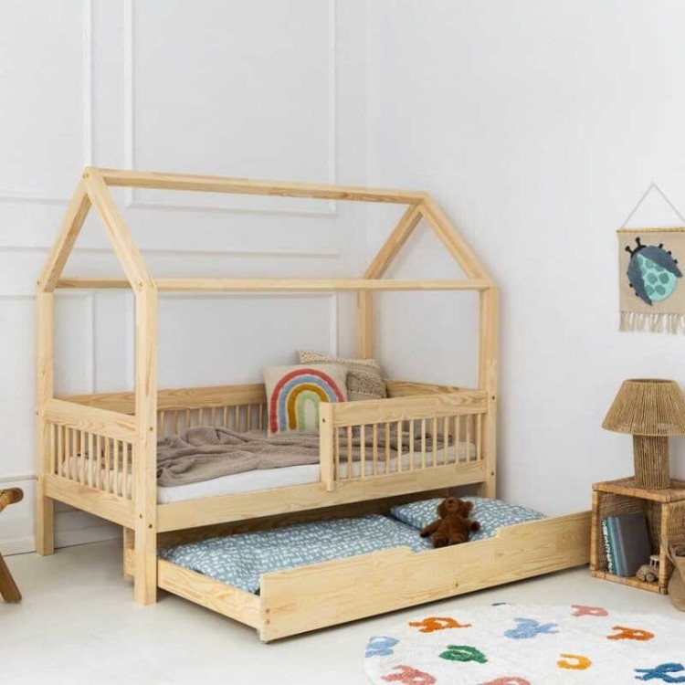 Drewniane łóżko domek sosnowe z szufladą