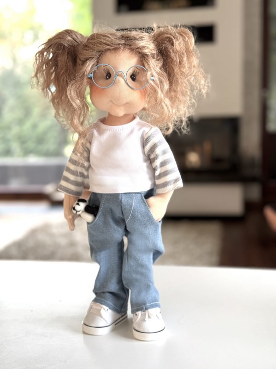 Lalka handmade Blue Lullu Dolls z misiem-maskotką w zestawie