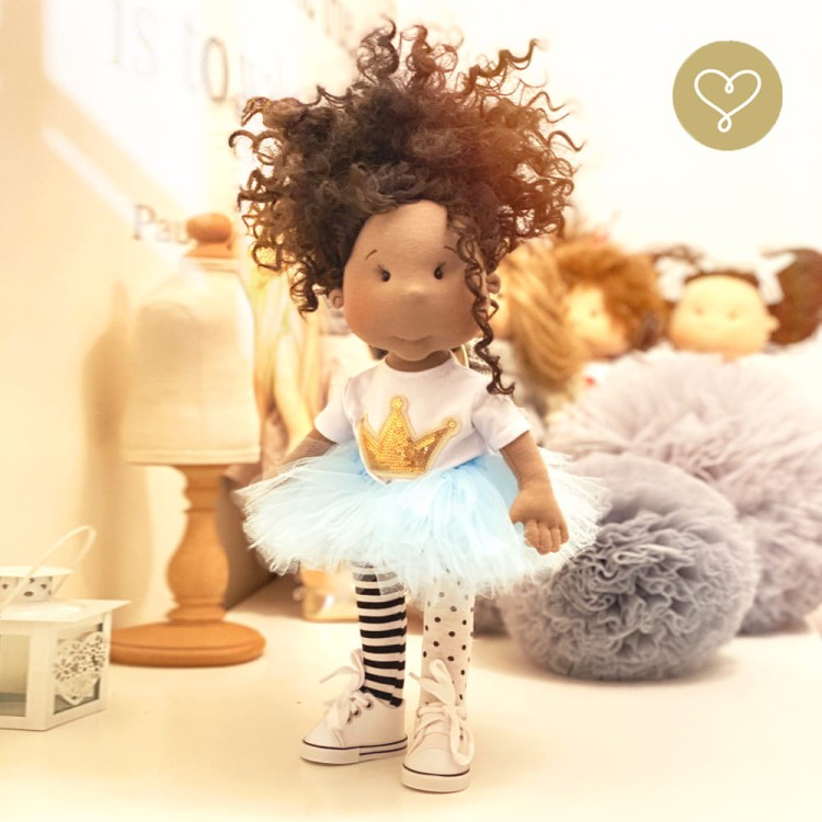Kolekcjonerska lalka Scarlett – w pełni ruchoma lalka Lullu Dolls