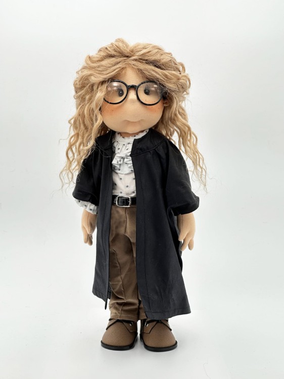 Laleczka Pani Adwokat siedząca i stojąca – pełna mobilność