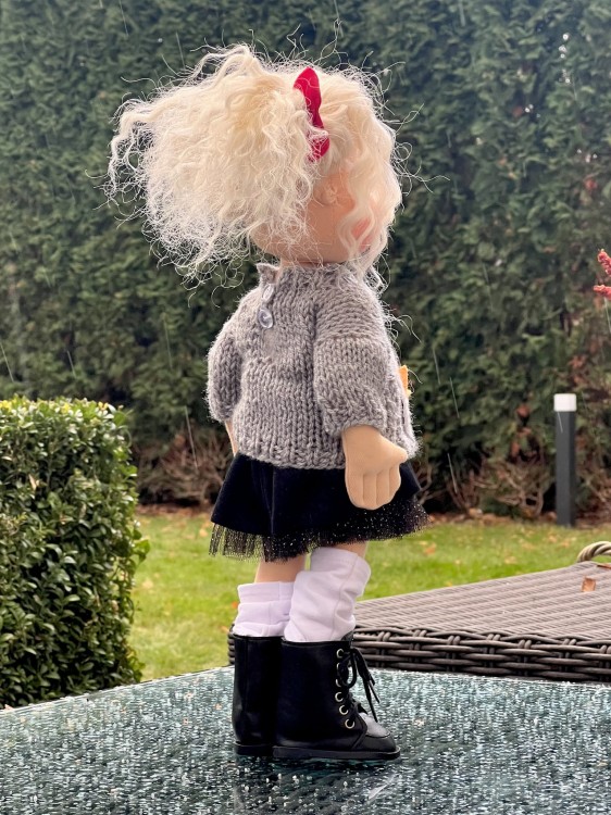 Ręcznie szyta szmaciana lalka dla dzieci Domi