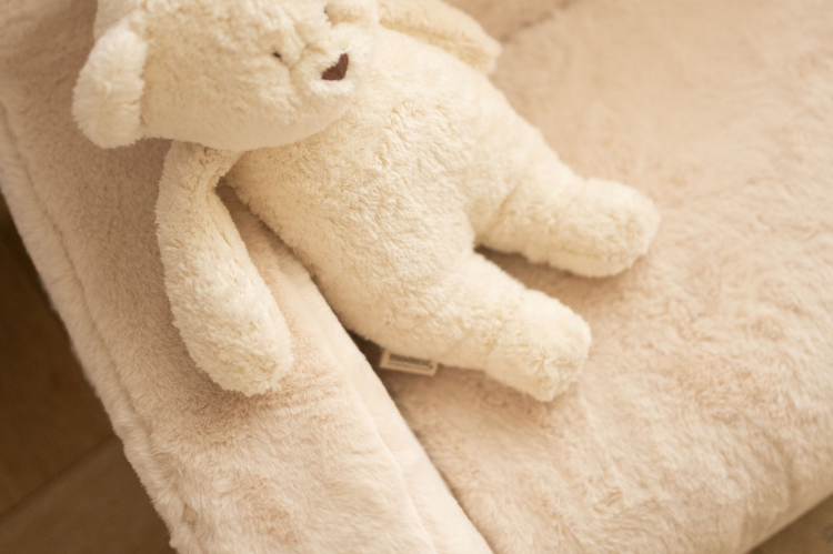 Screenshot 2025-12-03 at 12-18-32 Lumi_Bunny_Lifestyle_6_5000x.jpg (obraz JPEG 2000×1332 pikseli) — Skala (52%).png