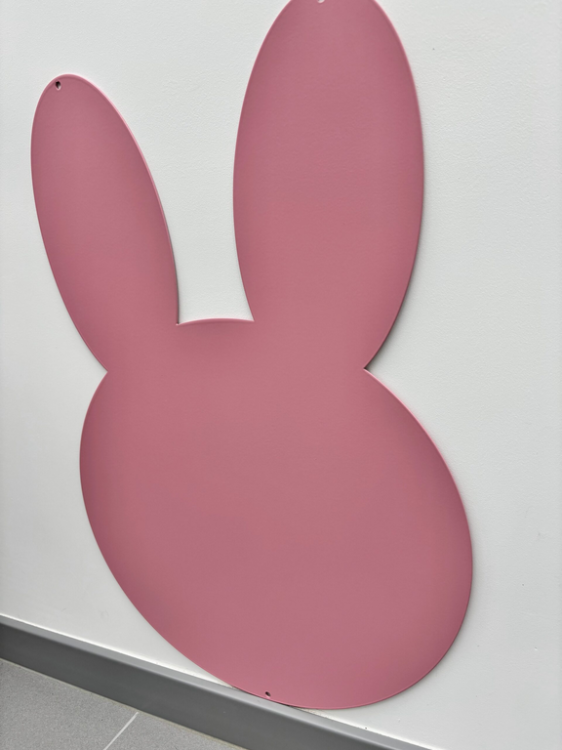 Silnie magnetyczna tablica dla dzieci „Królik” – kreatywna przestrzeń do zabawy i nauki 41x60cm