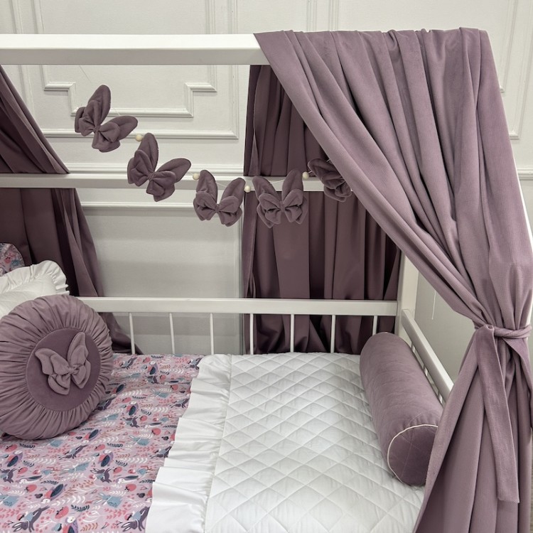 Zasłonki Velvet Jagoda do łóżeczka domek – aksamitny baldachim do pokoju dziecka