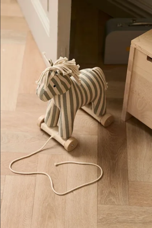 Kid's Concept - Konik do ciągnięcia na sznurku Sam AIDEN