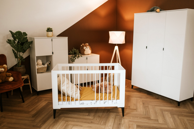 Komoda dziecięca maxi MIA 134x80x45cm