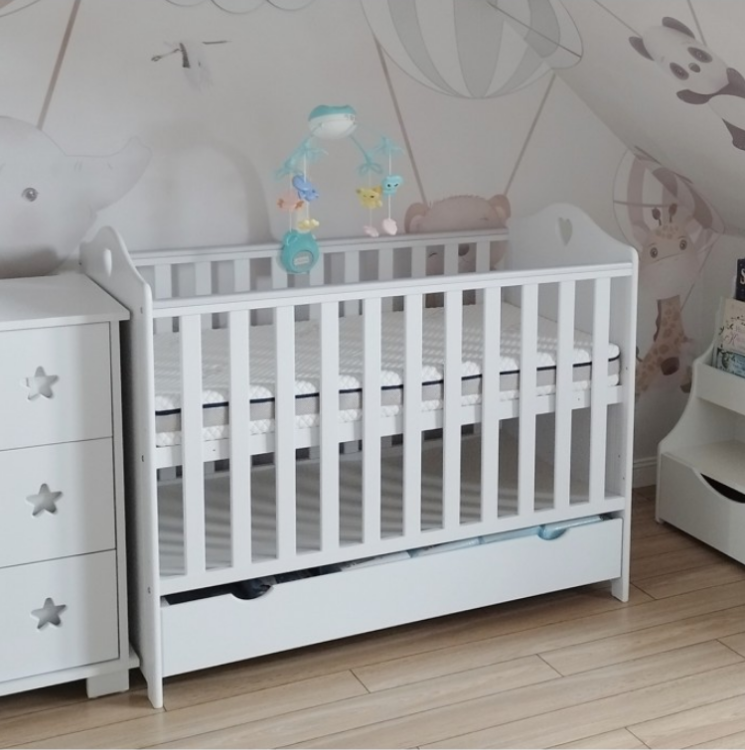 Łóżeczko 2w1 BELLA 120x60 z szufladą i barierką