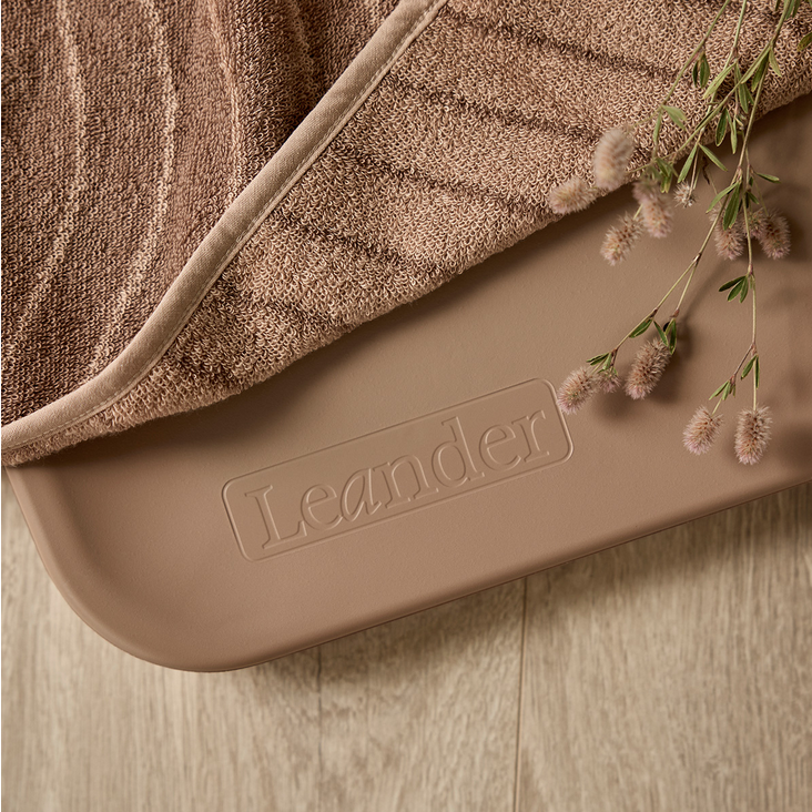 LEANDER - podkład na przewijak MATTY™ Woodland Clay