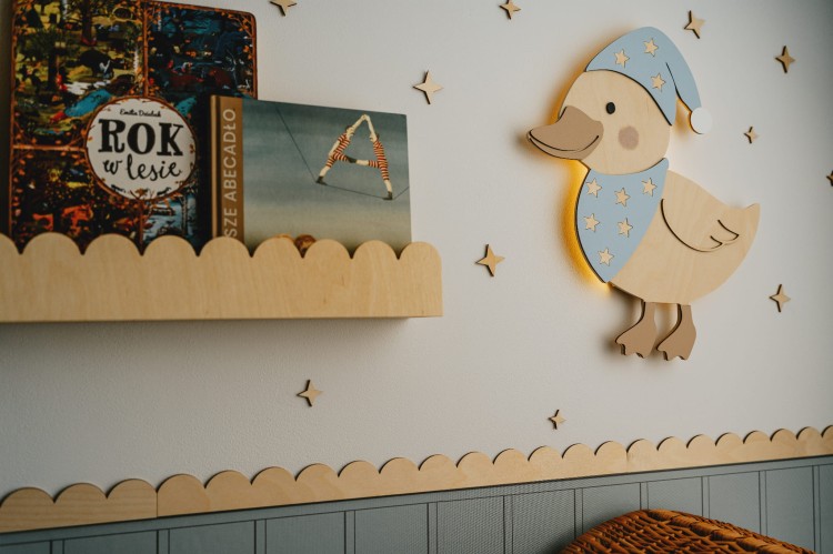 Lampka kaczuszka ścienna wykonana z naturalnej sklejki