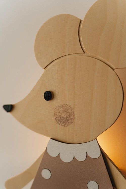 lampka ścienna myszka z naturalnej sklejki dla dziecka