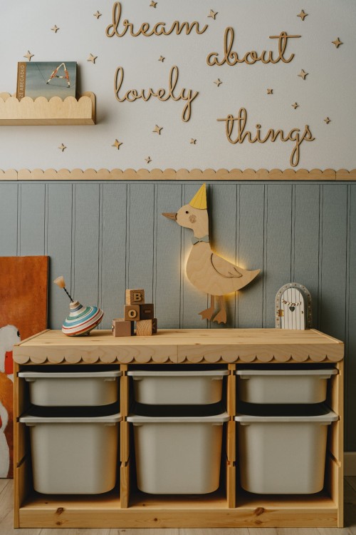 przytulne oświetlenie ścienne do pokoju dziecięcego gąska