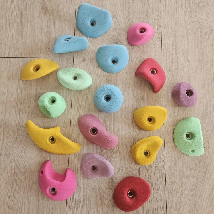 Kolorowe kamienie do ścianki wspinaczkowej dla dzieci – bezpieczne chwyty wspinaczkowe do domu i ogrodu