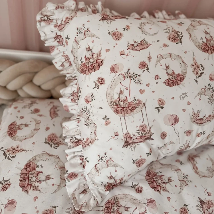 Pościel dziecięca z bawełny premium Pluszowy Króliczek z falbankami bez wypełnienia