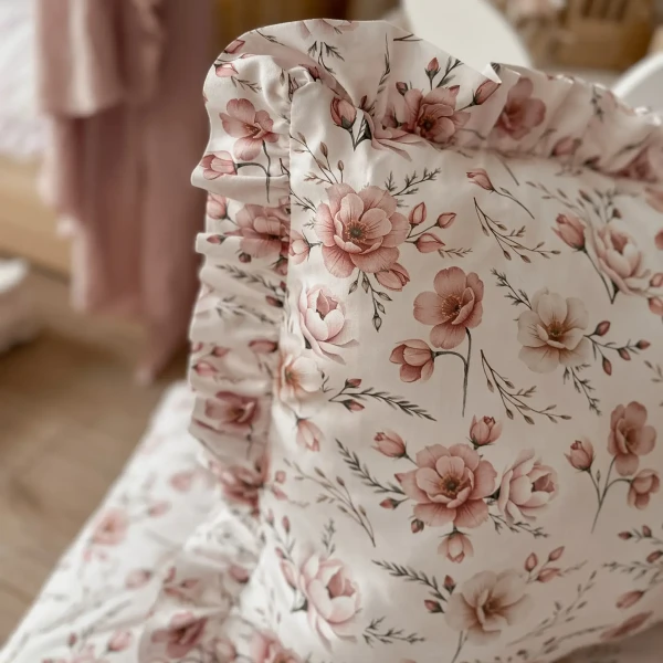 Pościel dziecięca z bawełny premium Kwiatowe Sny z falbankami bez wypełnienia