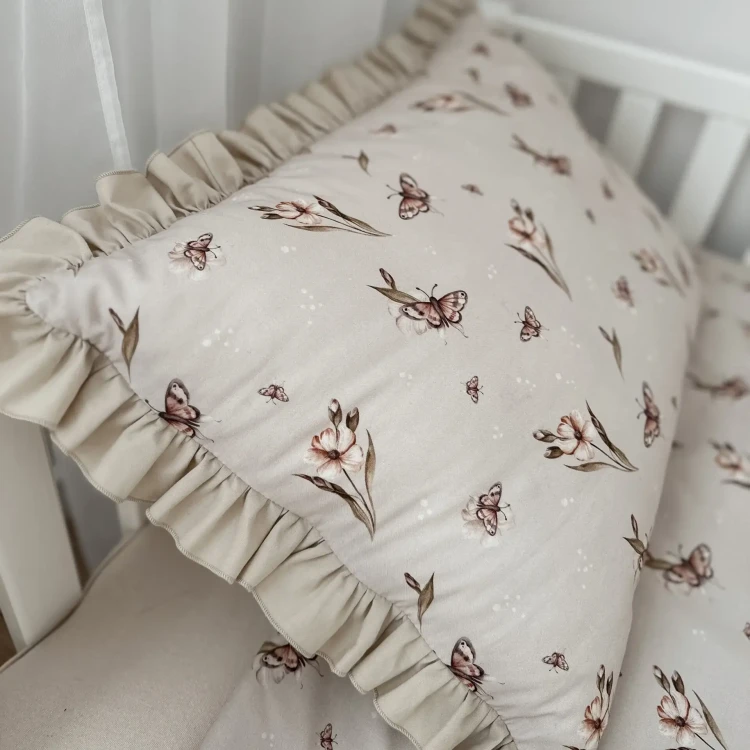 Poszewki dziecięce Retro motyle z falbankami bawełna premium