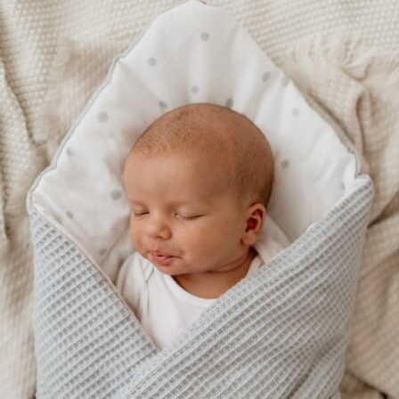 Rożek niemowlęcy Wafelek beżowy z bawełny waflowej