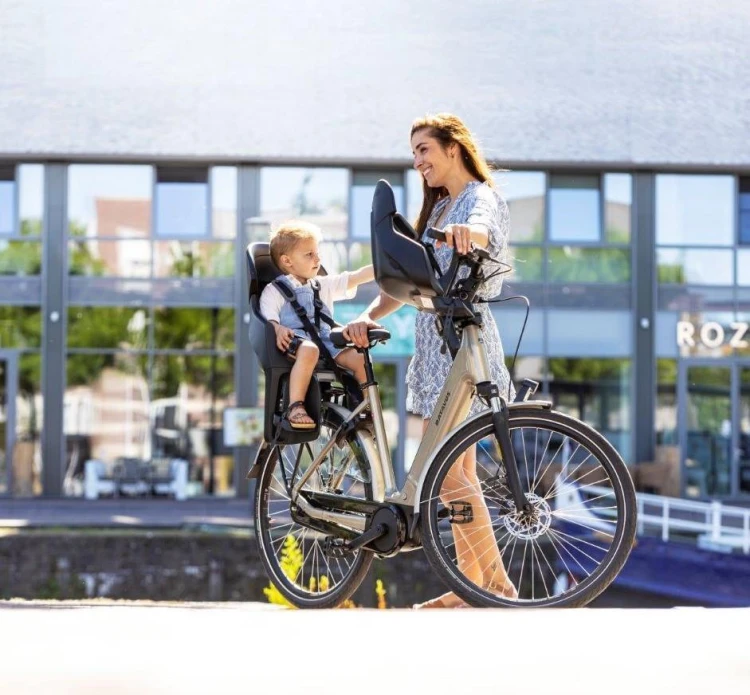 Fotelik rowerowy Bobike Exclusive Evolve Maxi 1P Urban Black montowany do ramy roweru
