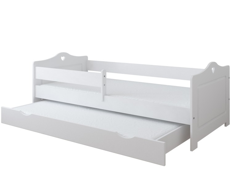 łóżko dziecięce love drewniane z serduszkami białe