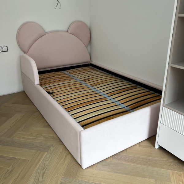 Tapicerowane łóżko dziecięce Miś Teddy w kolorze