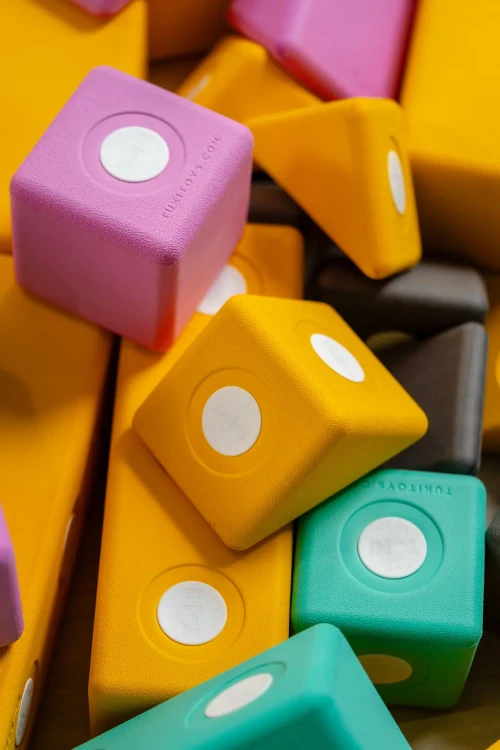 klocki magnetyczne piankowe TUKI SMART dla dzieci, zestaw sensoryczny do przedszkola i terapii integracji sensorycznej