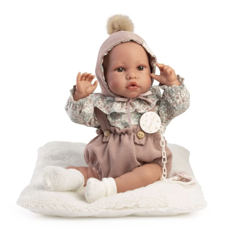 Lalka Erika 42 cm Antonio Juan realistyczna lalka z poduszką i ubrankiem