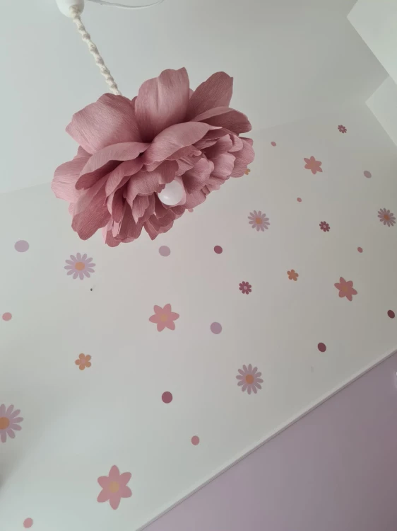 lampa sufitowa kwiat brudny róż