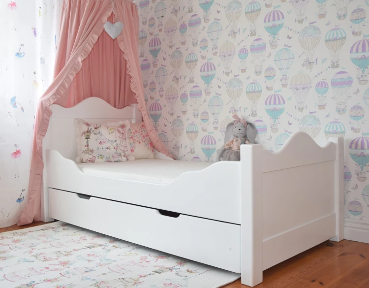 białe łóżko drewniane KIARA z szufladą do pokoju młodzieżowego