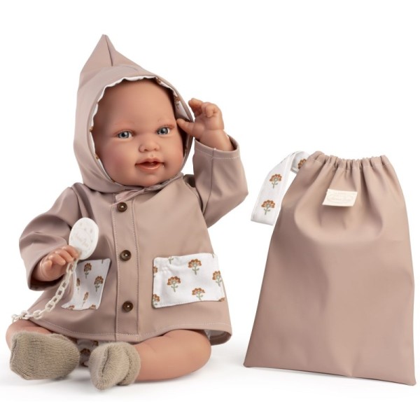 lalka Pipa Antonio Juan 33020 bobas 42 cm w płaszczu z woreczkiem miękki tułów