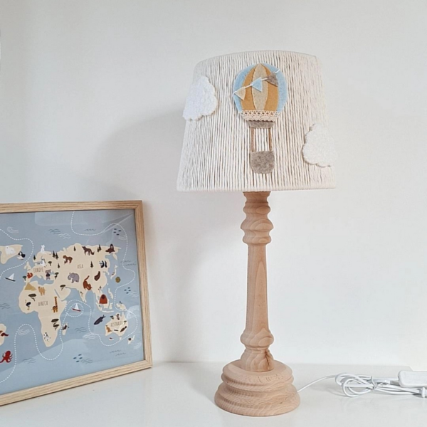 Lampa nocna do pokoju dziecka Balony i Chmurki – boho handmade