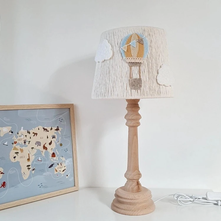 Lampa nocna do pokoju dziecka Balony i Chmurki – boho handmade