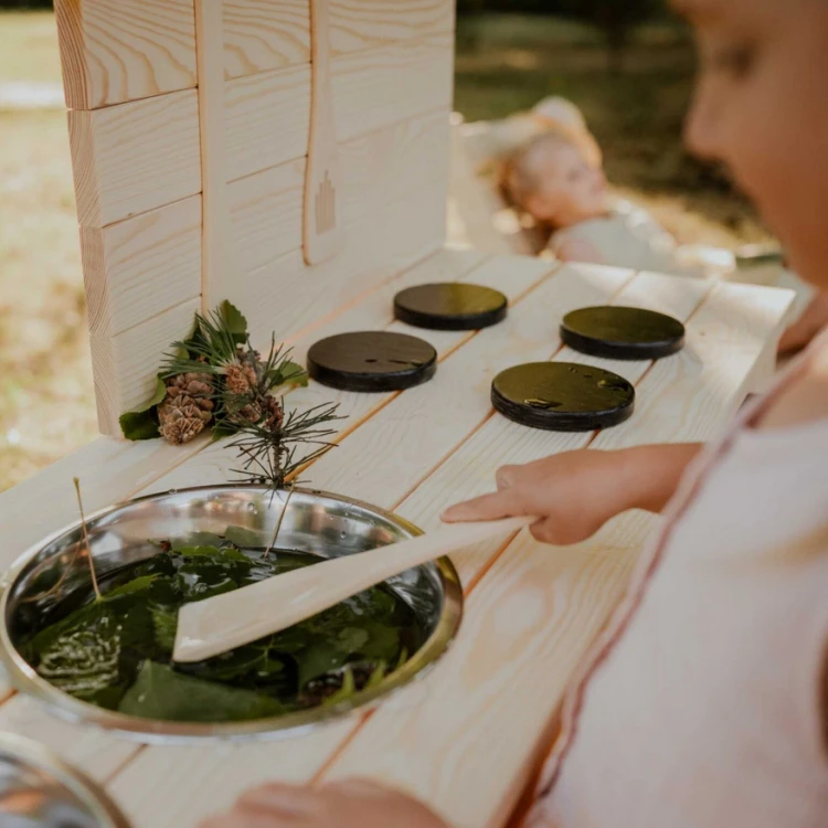 Drewniana kuchnia błotna dla dzieci WOOD FOR KIDS