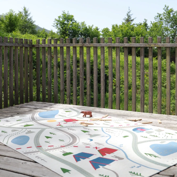 Mata dywanowa do zabawy dla dzieci LITTLE CAMPER 123x180cm