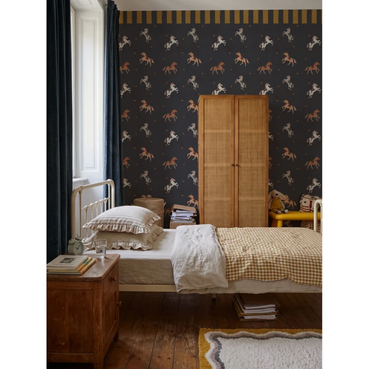 Tapeta do pokoju dla dziecka Spanish horses with border yellow