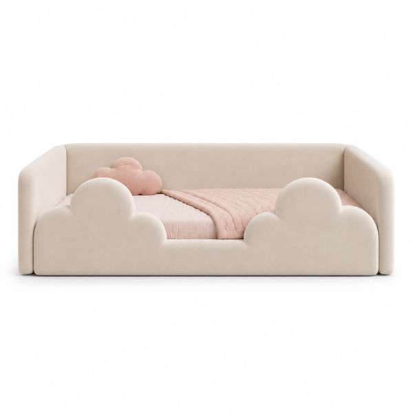 Tapicerowane łóżko dziecięce CLOUDY marki DAPPI z ozdobnym frontem w kształcie chmurek.