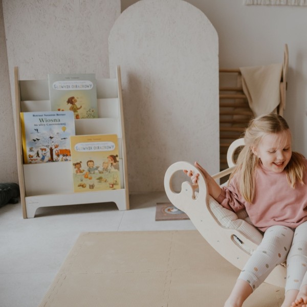 Biblioteczka Montessori dla dzieci MIA M biały bok