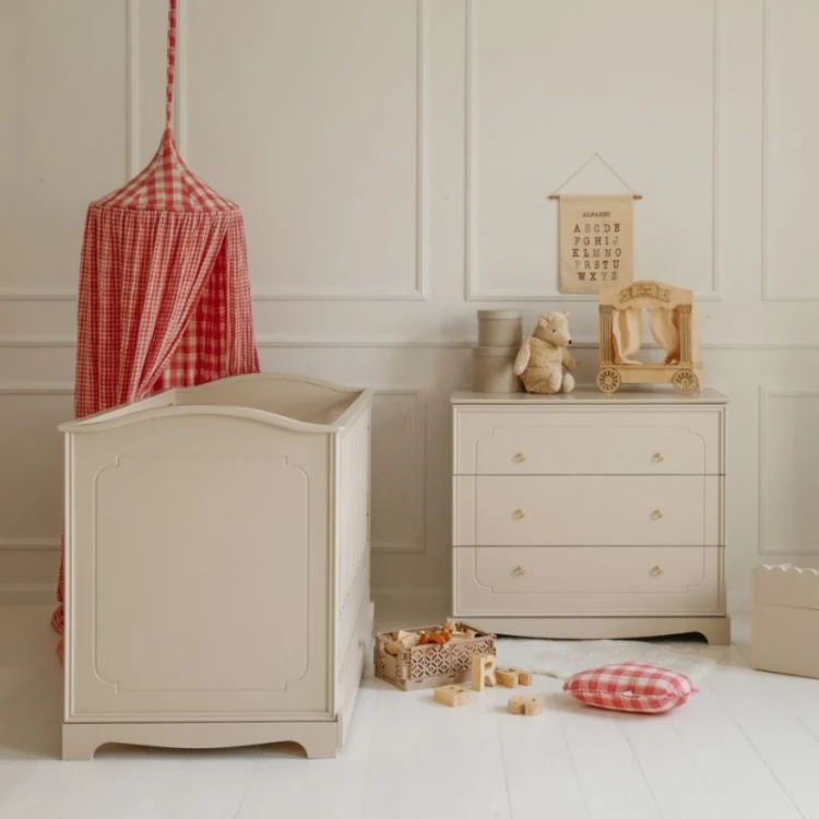 Łóżeczko niemowlęce Bellamy Royal Timeless 70x140 cm z szufladą latte