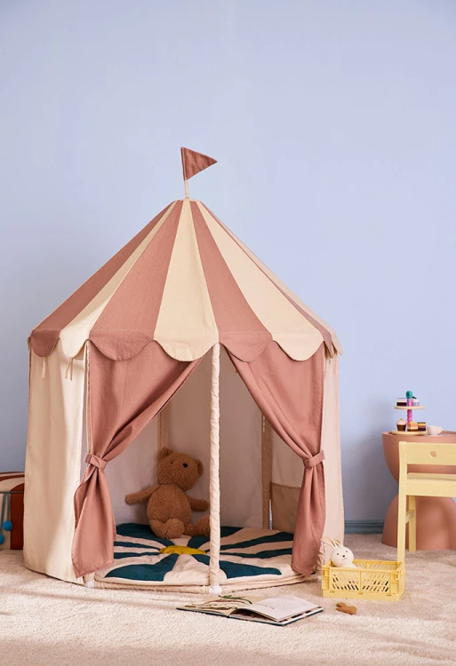 KID'S CONCEPT namiot pawilon w paski Dusty Brown dla dzieci z bawełny organicznej GOTS
