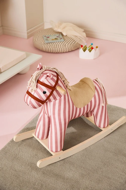 Kid's Concept Mila konik na biegunach dla dzieci w gliniano-różowe paski na drewnianych płozach FSC
