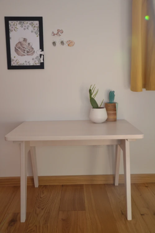 Stolik dla dzieci TAP 50x70 z drewna bukowego MODELINA
