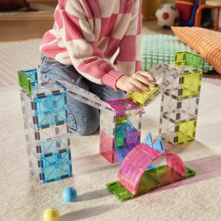 MAGNA-TILES Rail Racers Max 80 el. magnetyczny tor wyścigowy z kulkami Racer