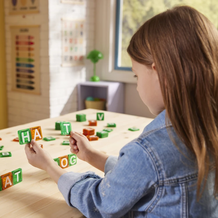 MAGNA-TILES microMAGS LEARN Letters 56 el. magnetyczne płytki z literami do nauki alfabetu