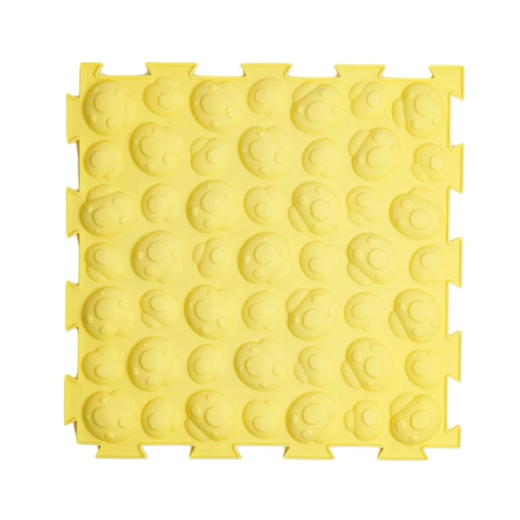 Sense2Play Ścieżka sensoryczna Pastel zestaw 6 mat sensorycznych 30 × 30 cm o różnych fakturach zółta