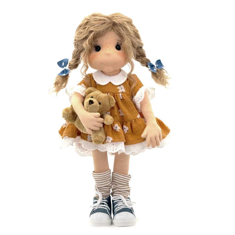 Lalka Balbinka Lullu Dolls 38 cm z naturalnymi włosami alpaki i Misiem Zdzisiem – wersja kolekcjonerska F.A.B.
