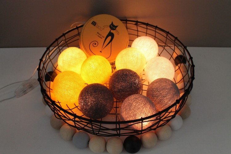 lampki-kule-cotton-balls.jpg