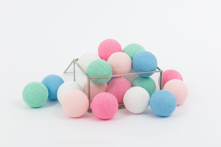 lampki-kule-cotton-balls.jpg