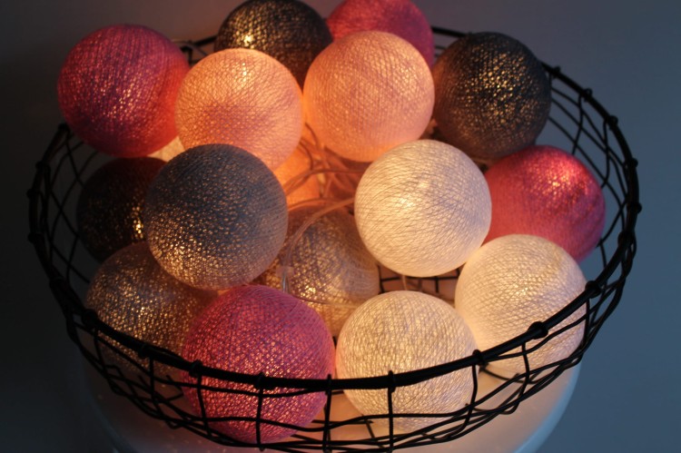 lampki-kule-cotton-balls.jpg