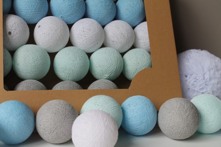 lampki-kule-cotton-balls.jpg