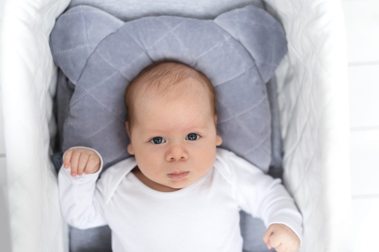 Poduszka z wgłębieniem na główkę Royal Baby Sand dla niemowląt